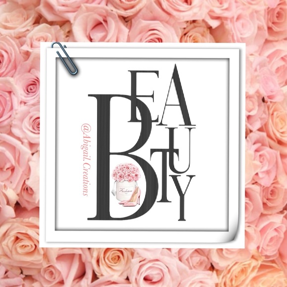 Like this post to be notified of our live shows! ποΈ - Picture 4 of 9